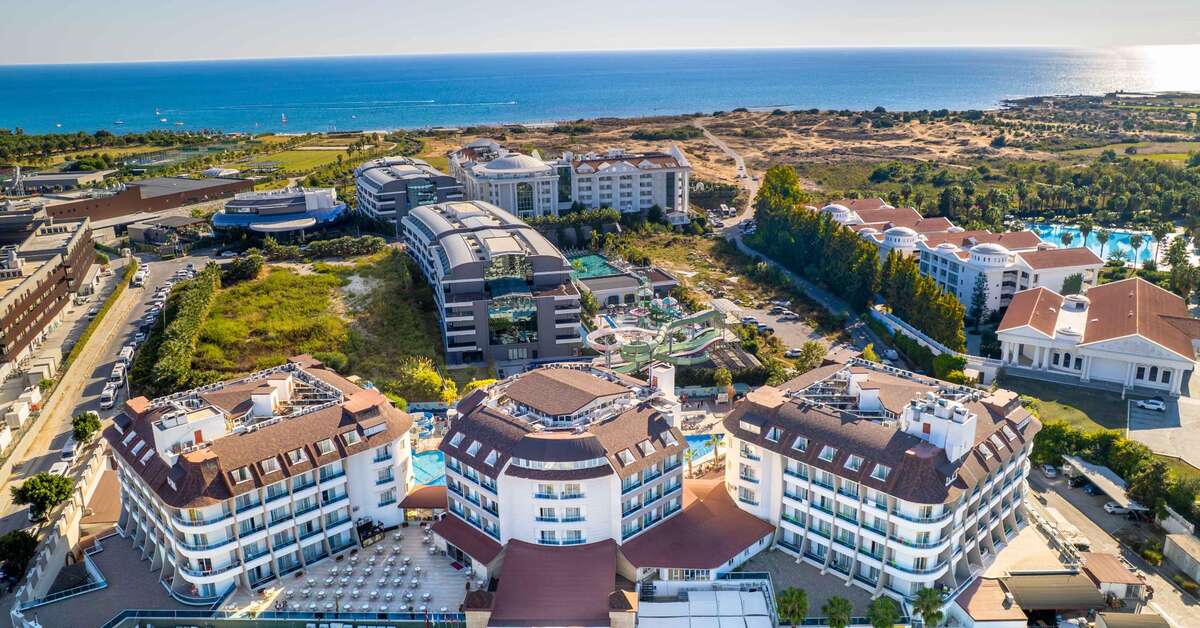 Een foto van Ramada Resort by Wyndham Side