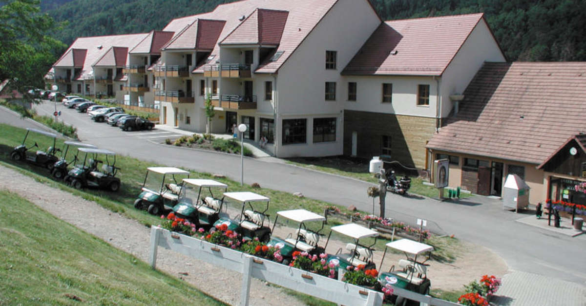 Een foto van de buitenkant van Le Domaine du Golf Ammerschwihr