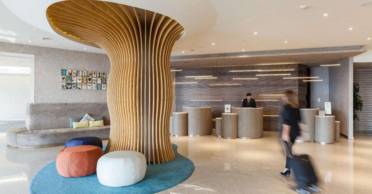 Een foto van het interieur van Novotel Istanbul Zeytinburnu