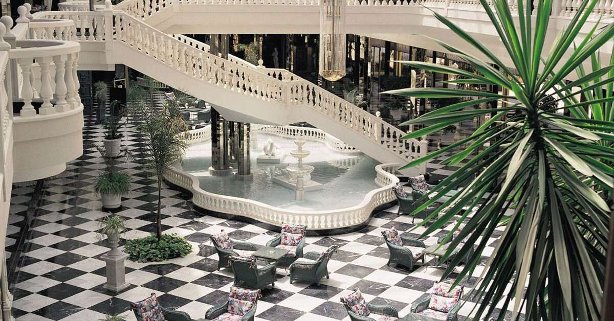 Ein Foto vom Innenbereich im Cleopatra Palace Hotel
