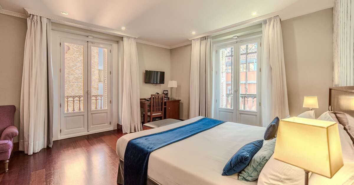Een foto van ITC Infantas by Soho Boutique