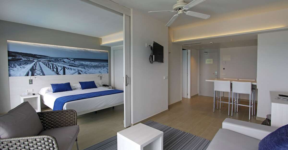 Ein Foto BG Tonga & Suites Tower Design Hotel
