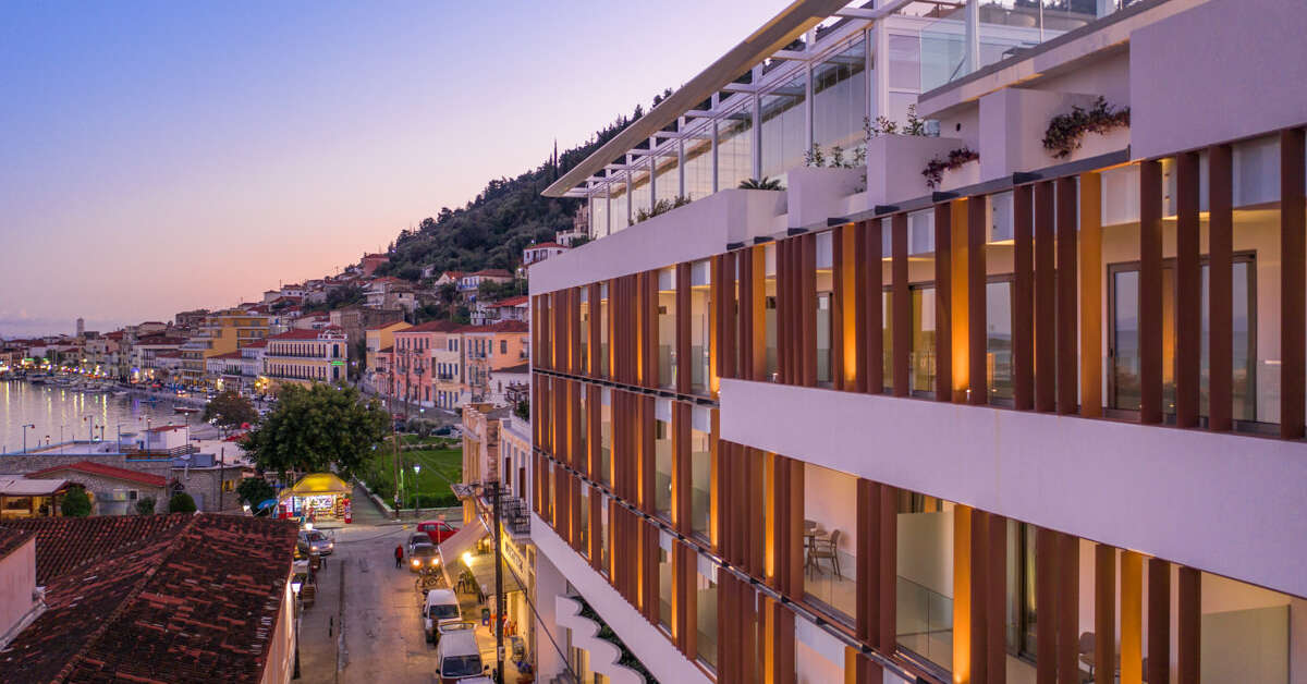 Een foto van de buitenkant van Las Hotel & Spa