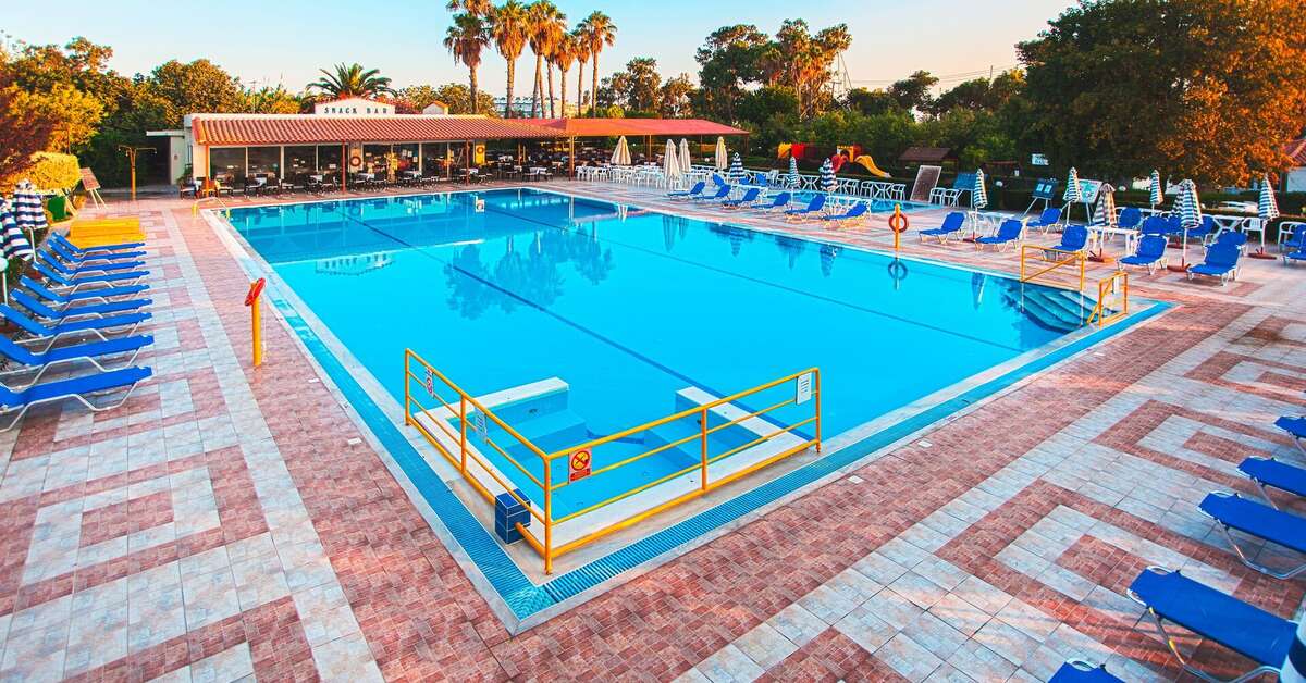 Ein Foto vom Pool im Hotel Continental Palace