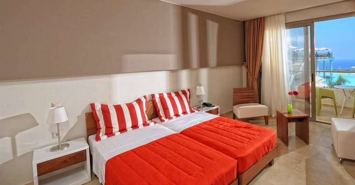 Ein Foto The Noverian Scenic Malia