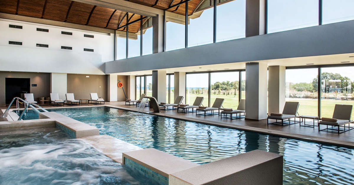 Een foto van het zwembad bij Euphoria Resort