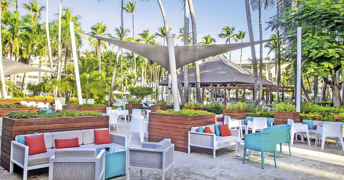 Een foto van het terras bij Vista Sol Punta Cana
