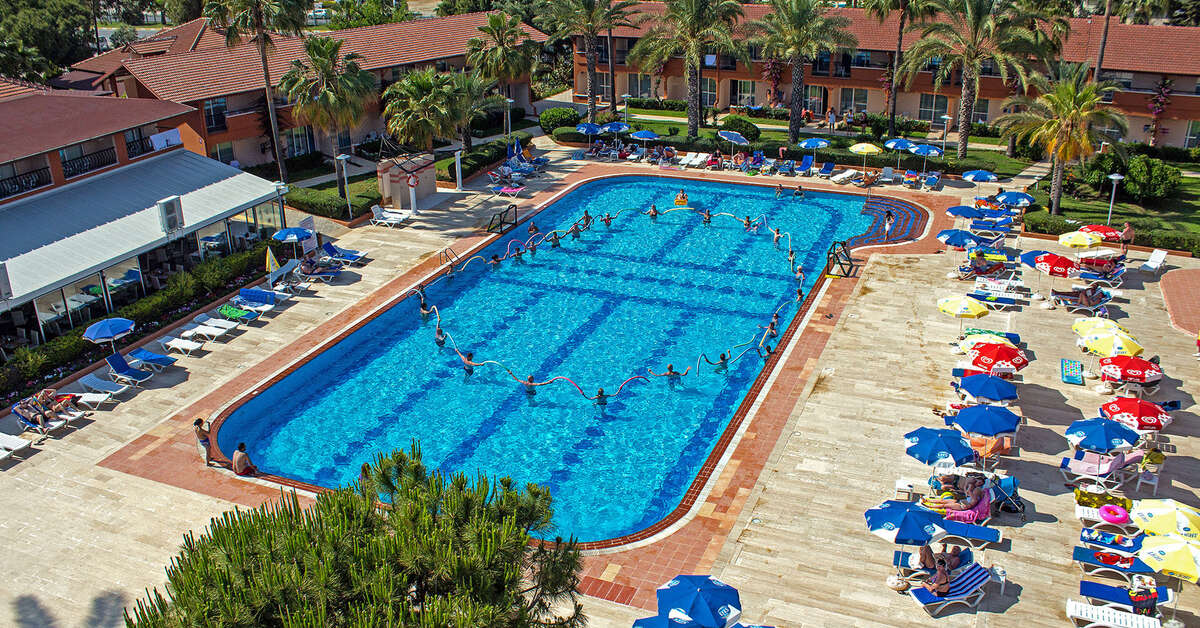Ein Foto vom Pool im Club Turtas Beach Hotel