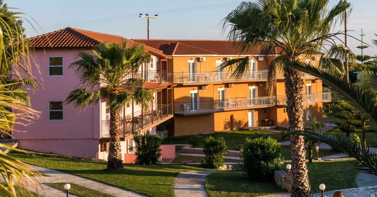 Een foto van Bessie's Village