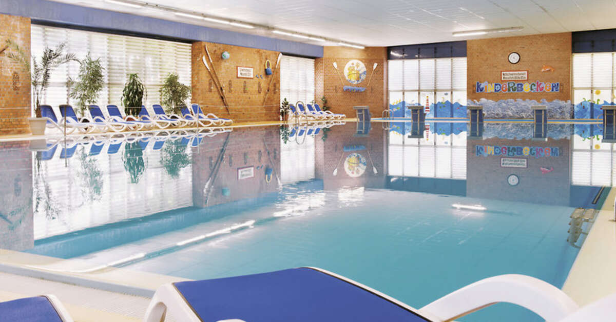 Een foto van het zwembad bij Ahorn Seehotel Templin