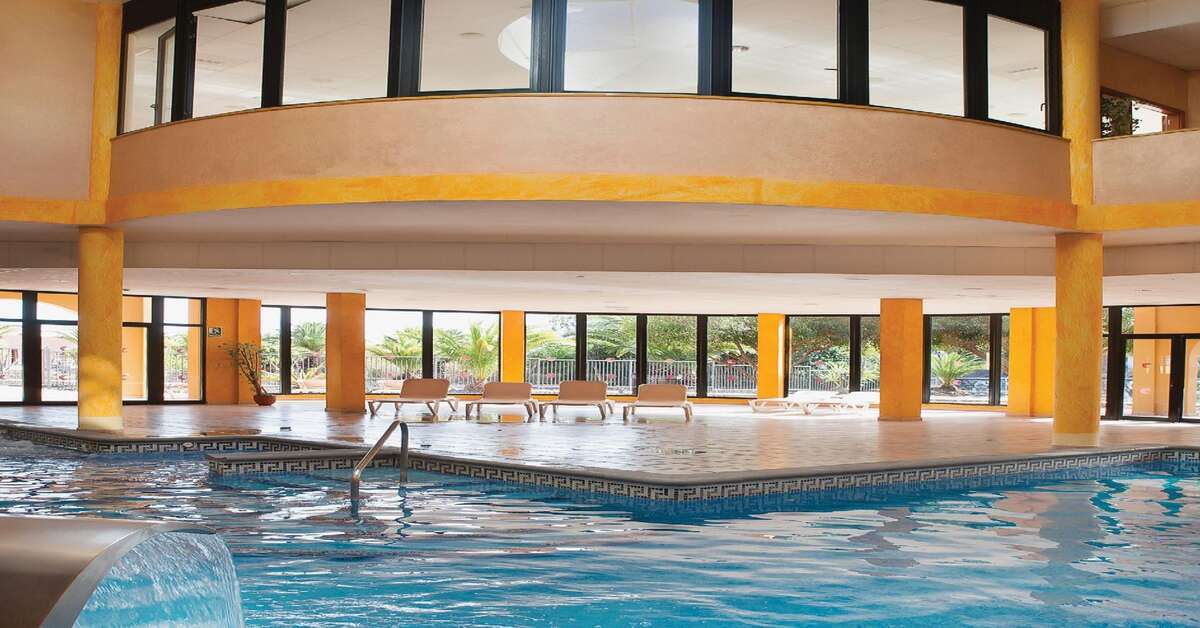 Ein Foto Grand Muthu Golf Plaza Hotel & Spa