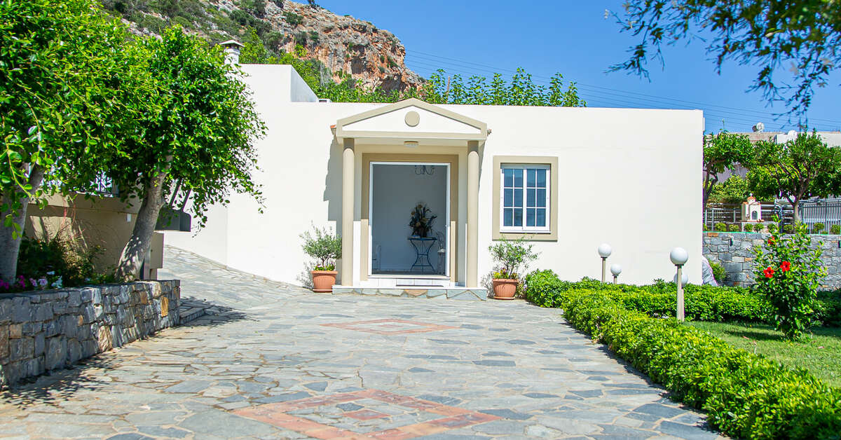 Een foto van de buitenkant van Villa Mare Monte Aparthotel