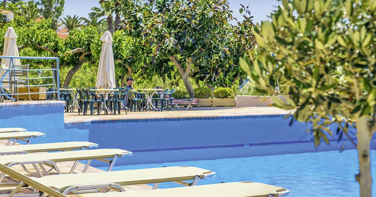 Ein Foto vom Pool im Scaleta Beach Hotel