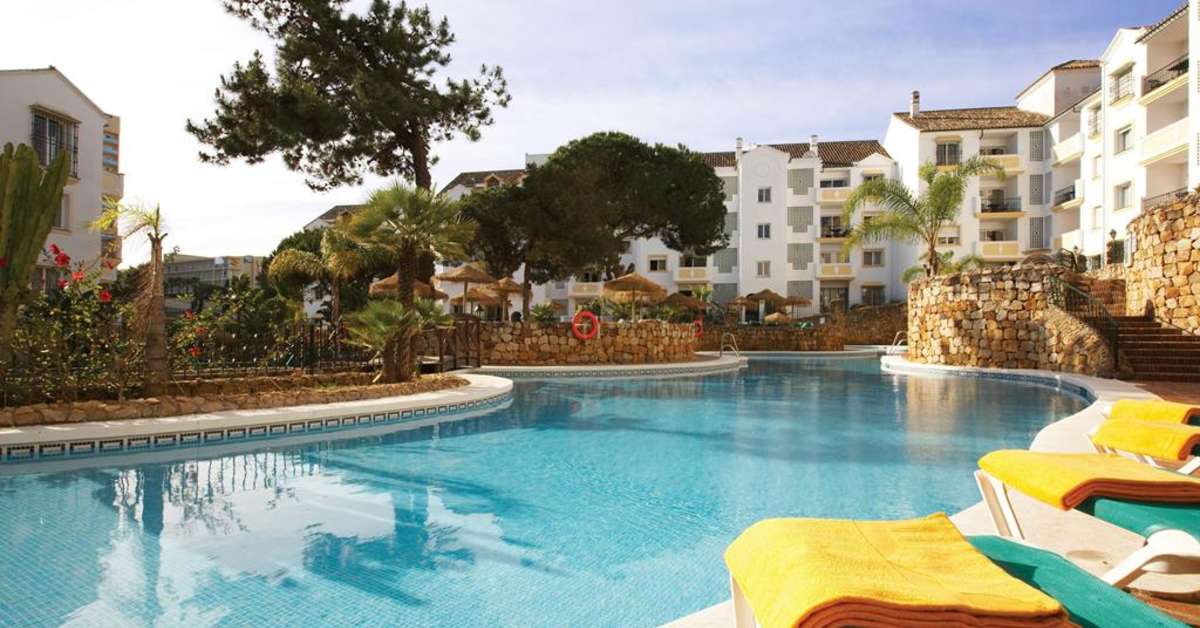 Een foto van het zwembad bij Ona Alanda Club Marbella