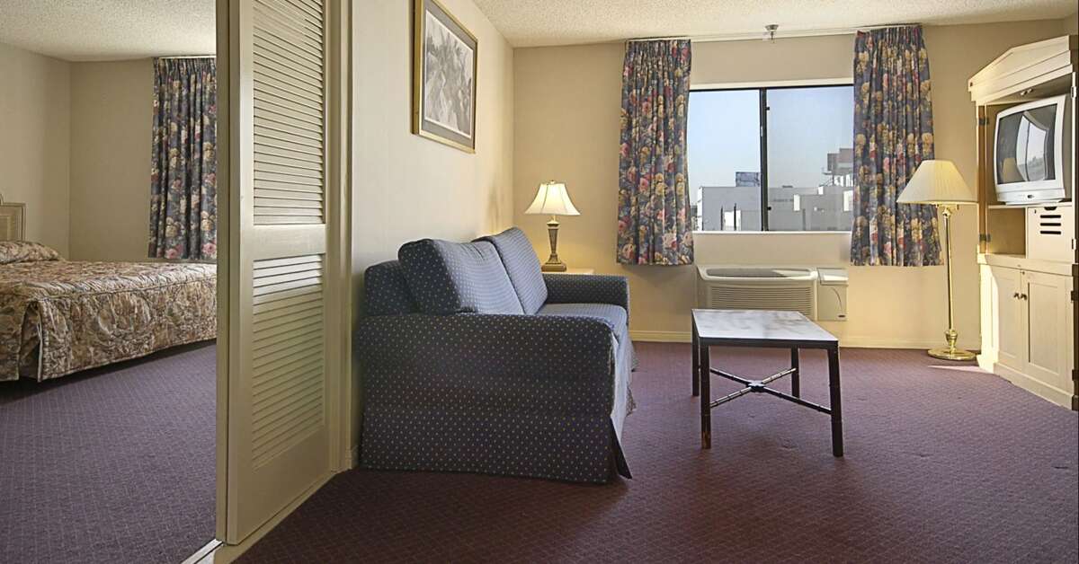 Een foto van Ramada by Wyndham Los Angeles - Koreatown West