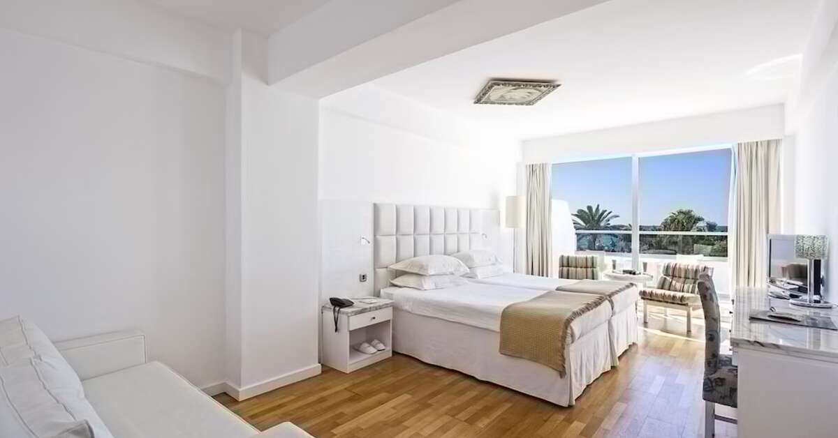 Een foto van Grecian Sands Hotel