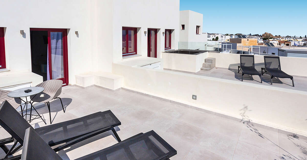 Een foto van het terras bij Mar 'n Mar Hotel & Suites