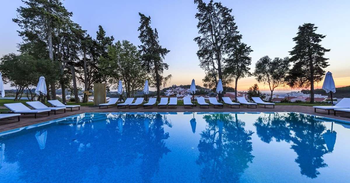 Een foto van het zwembad bij Santiago Hotel Cooking & Nature