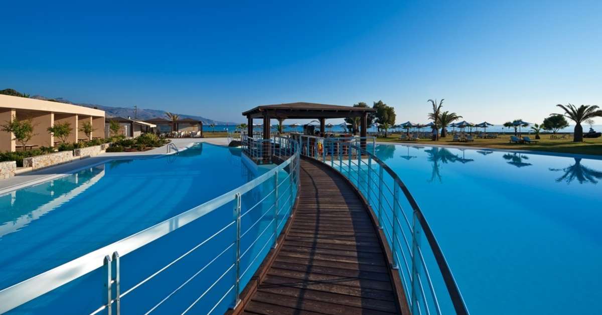 Een foto van het zwembad bij Giannoulis Cavo Spada Luxury Sports & Leisure Resort & Spa
