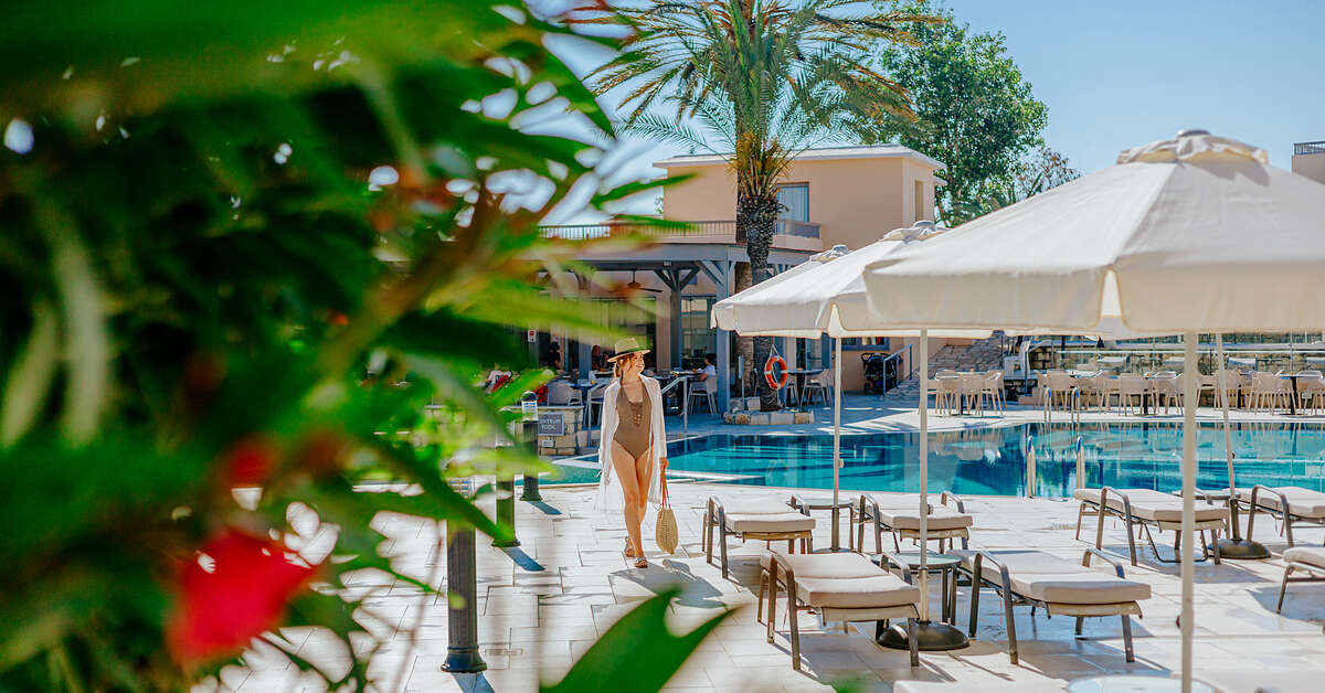 Ein Foto vom Pool im Louis St. Elias Resort & Waterpark