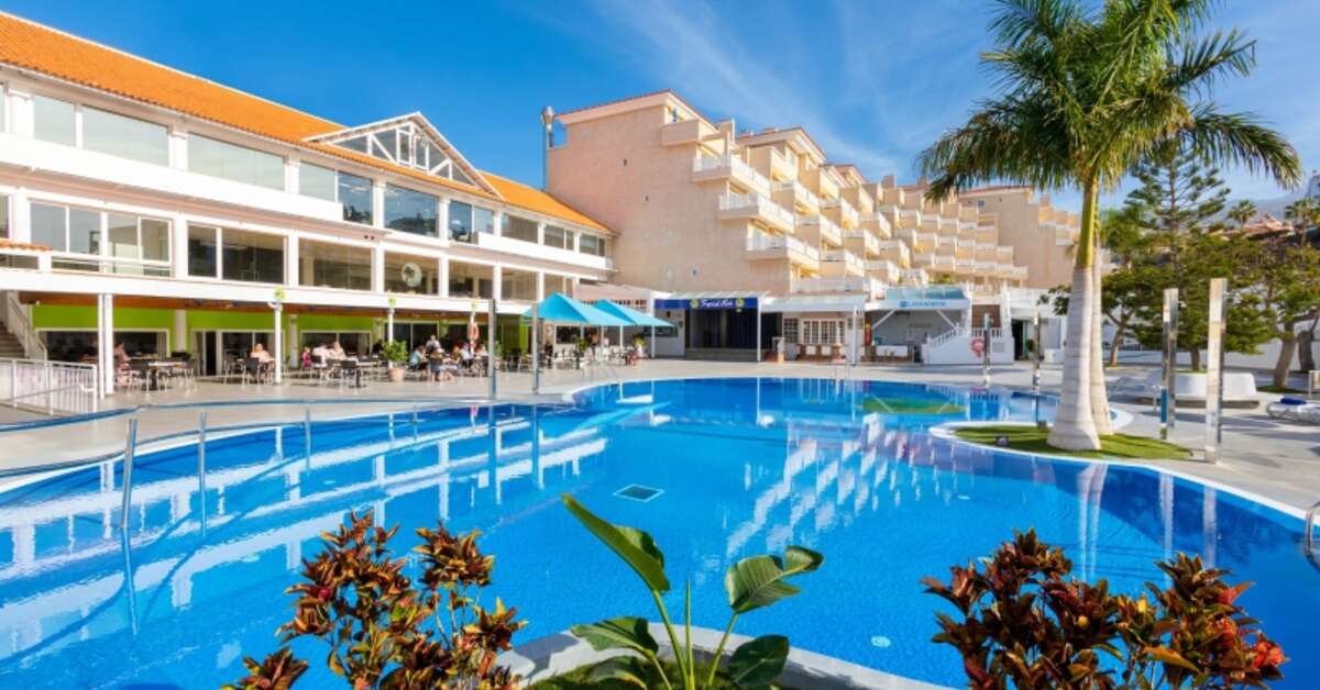 Een foto van de buitenkant van Tropical Park Appartementen