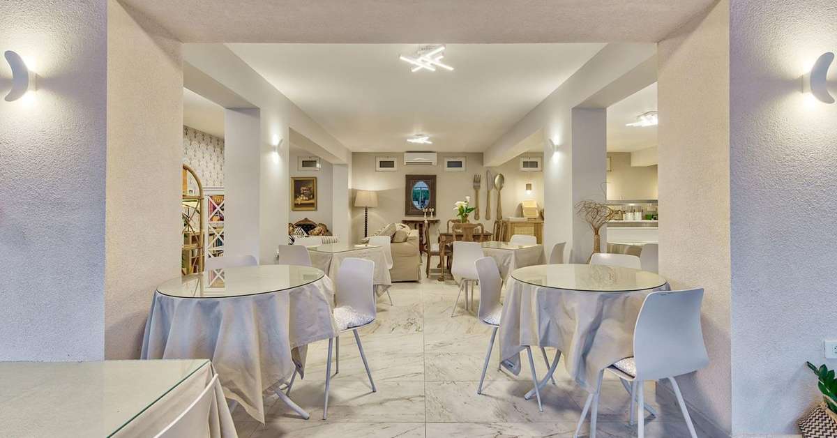 Een foto van de faciliteiten bij Hotel Vasilikos Beach
