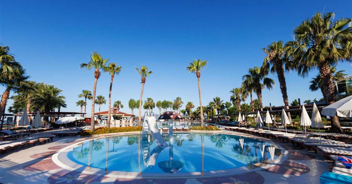 Een foto van het zwembad bij Club Tuana Fethiye
