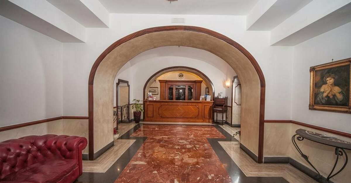 Een foto van Hotel La Pace Napoli