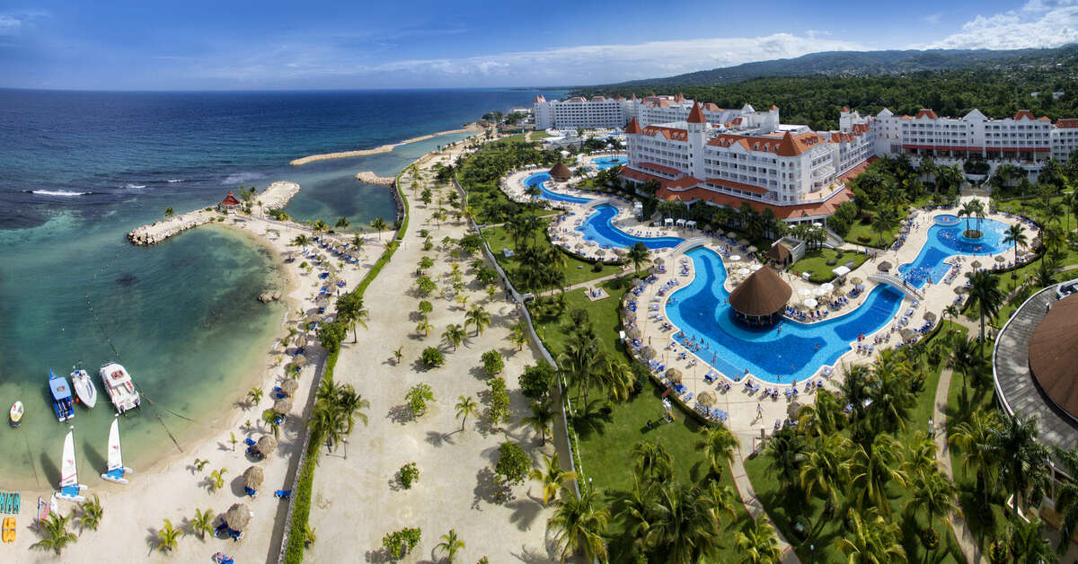Een foto van de buitenkant van Luxury Bahia Principe Runaway Bay