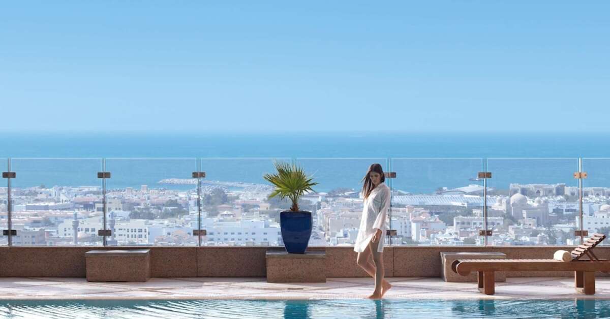 Een foto van het zwembad bij Fairmont Dubai