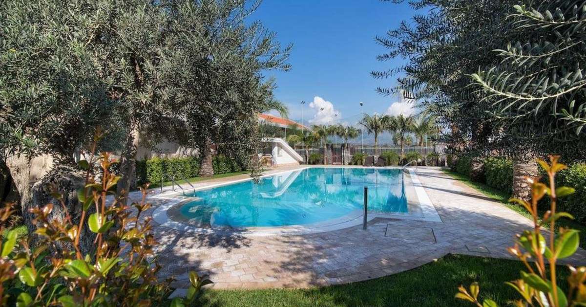 Een foto van het zwembad bij Villa Galati Resort
