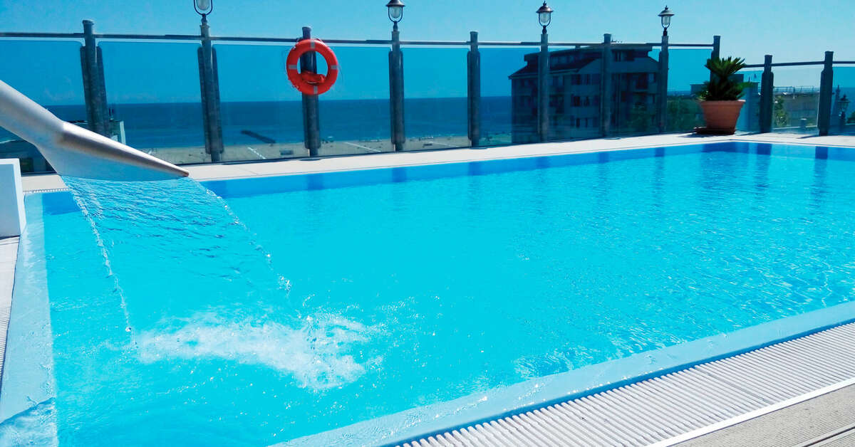 Een foto van het zwembad bij Hotel President Rimini