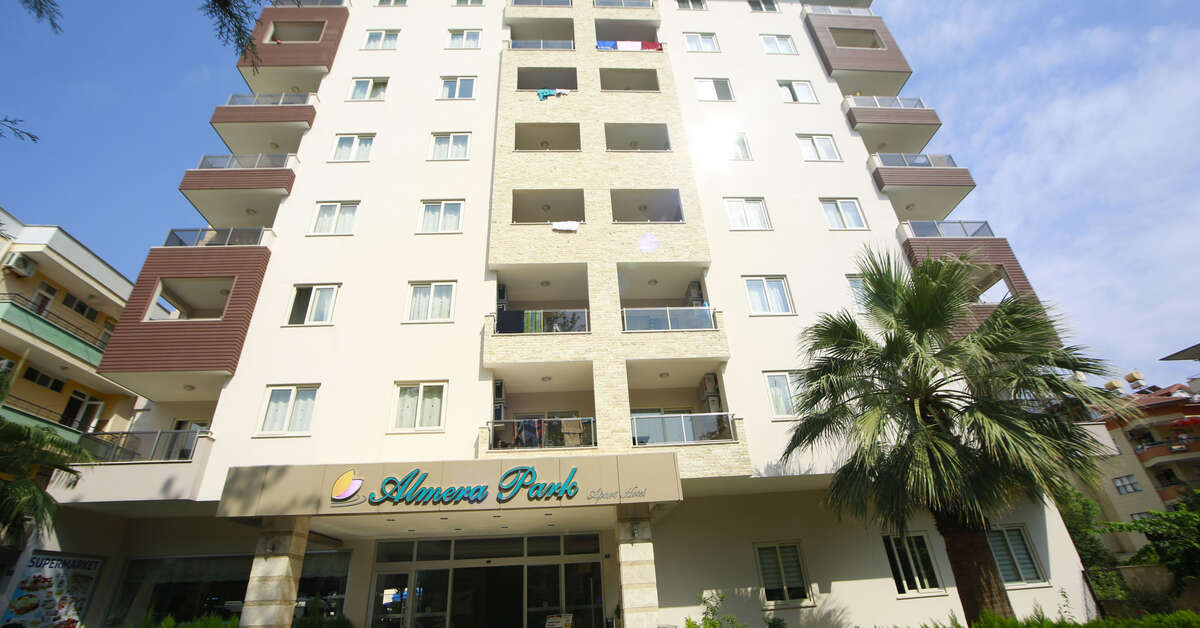 Een foto van de buitenkant van Almera Appartementen