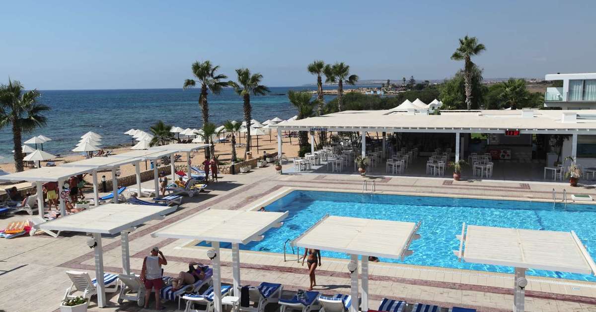 Ein Foto vom Pool im Dome Beach Hotel & Resort