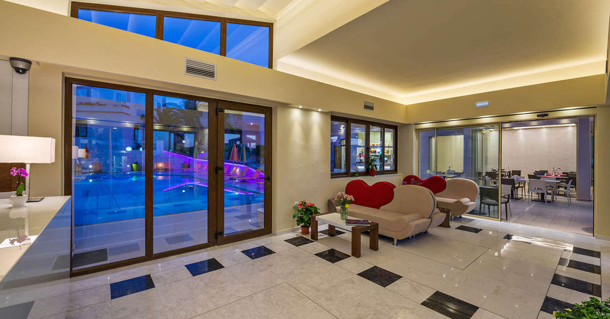 Een foto van het interieur van Oscar Village & Suites