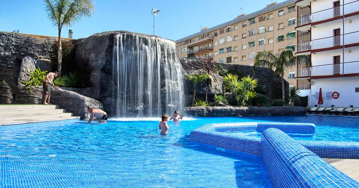 Een foto van het zwembad bij Hotel Papi