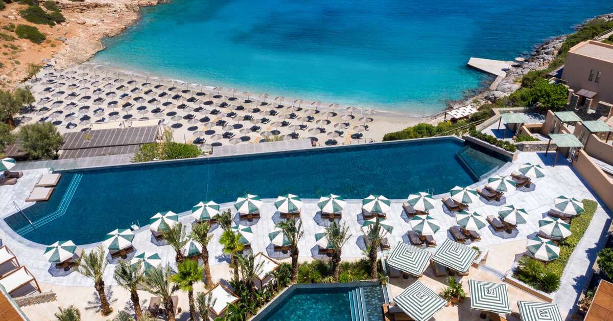 Een foto van het zwembad bij Daios Cove Luxury Resort & Villas
