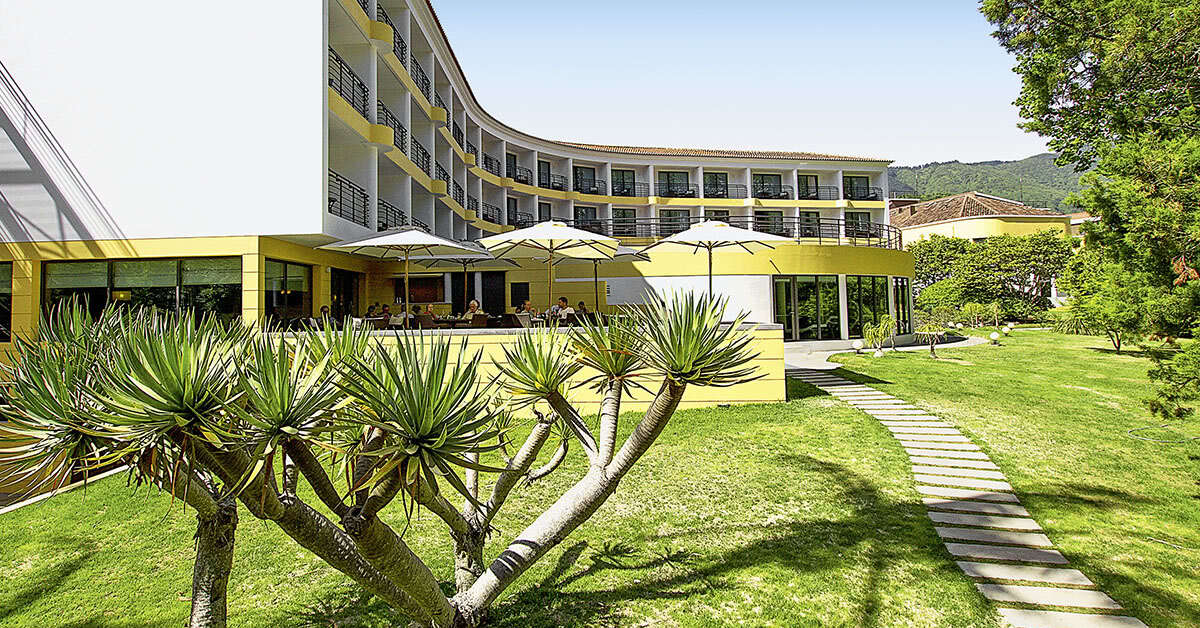 Een foto van de buitenkant van Terra Nostra Garden Hotel