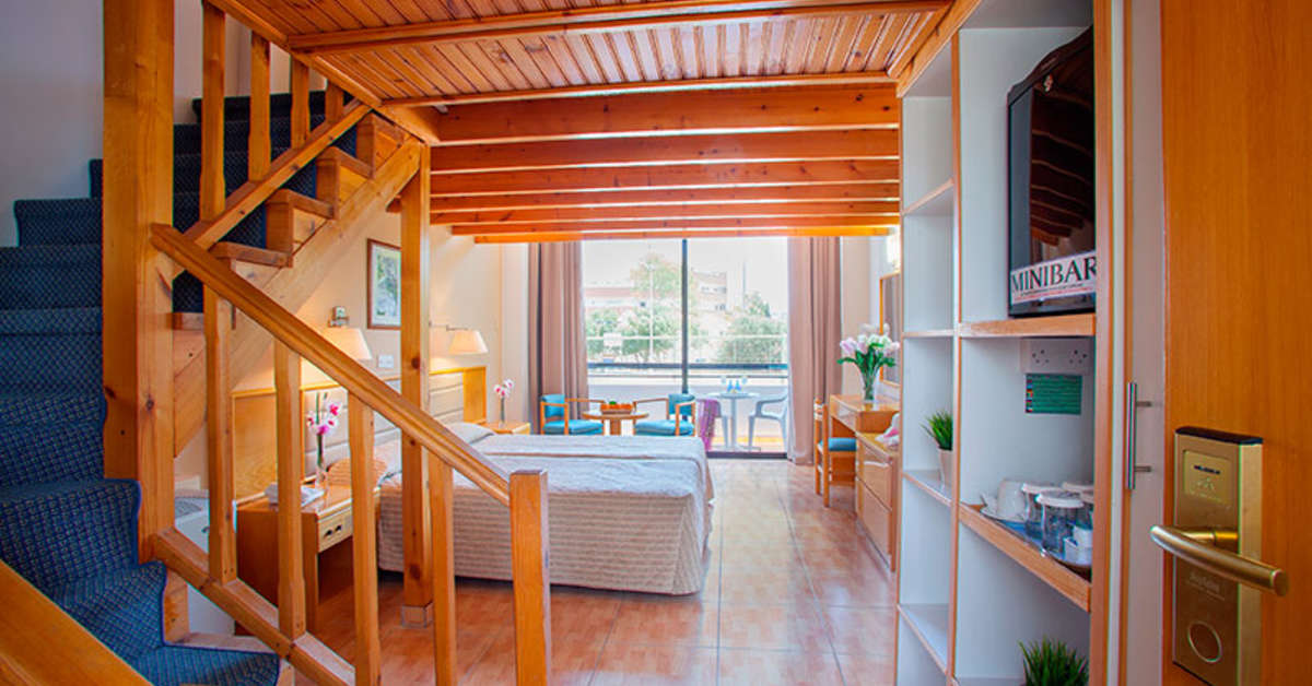 Een foto van Cavo Maris Beach Hotel