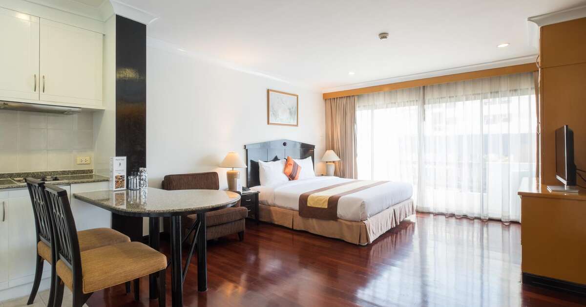 Ein Foto Admiral Suites Bangkok
