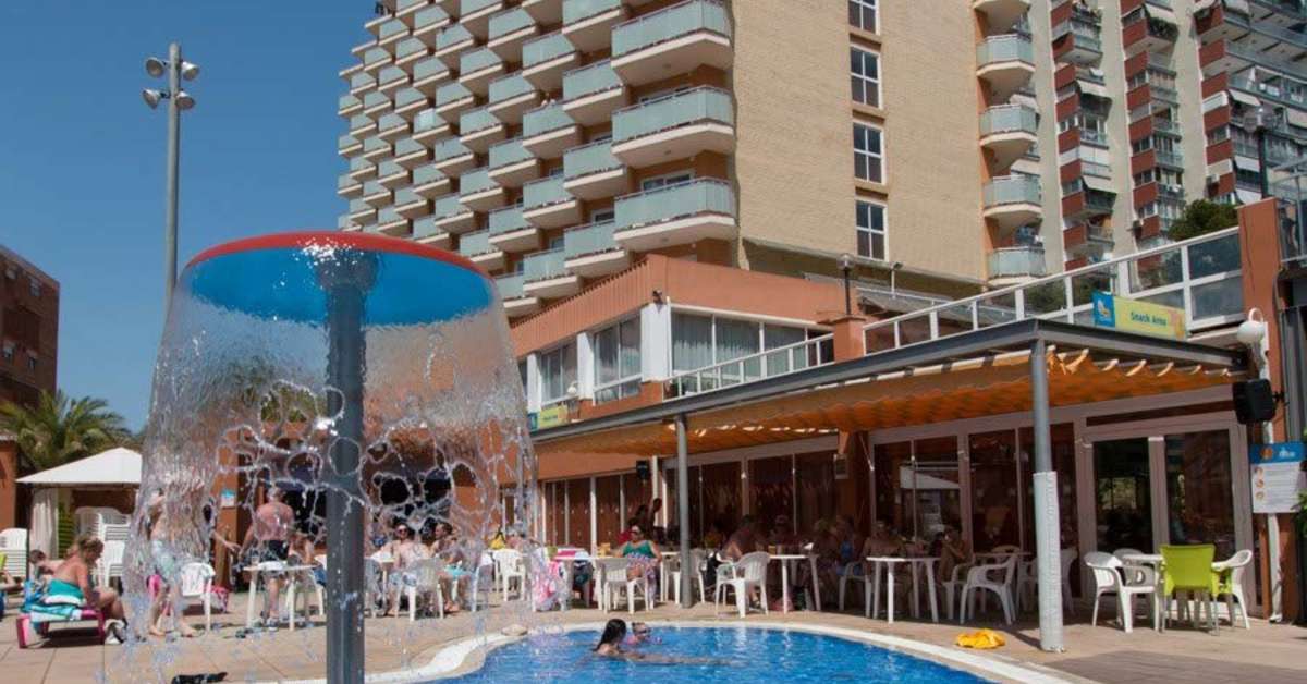 Ein Foto vom Pool im Hotel Regente