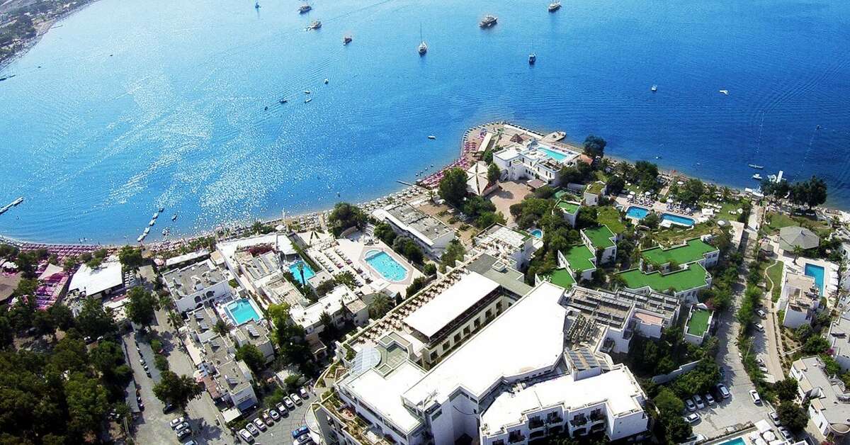 Een foto van het zwembad bij Royal Asarlik Beach Hotel & Spa