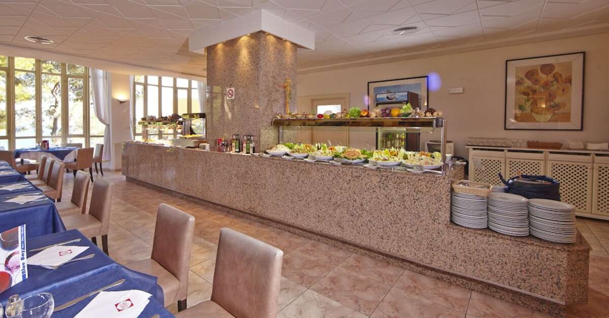 Een foto van de faciliteiten bij Blue Bay Hotel