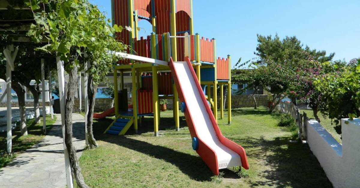 Een foto van de faciliteiten bij Glicorisa Beach Hotel