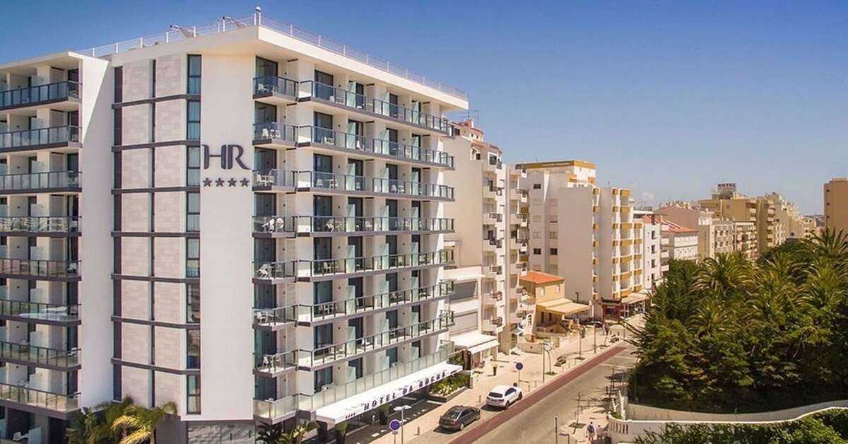 Een foto van de buitenkant van Hotel Da Rocha