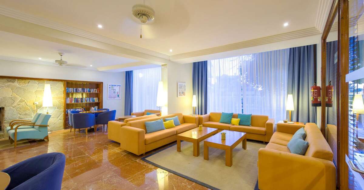 Een foto van het interieur van Hotel Osiris Ibiza
