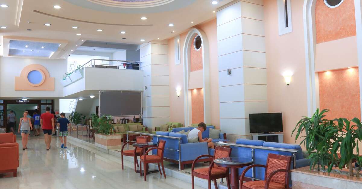 Een foto van het interieur van Sirene Beach Hotel