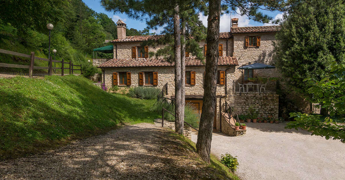 Een foto van de buitenkant van Agrituristica Monte Acuto