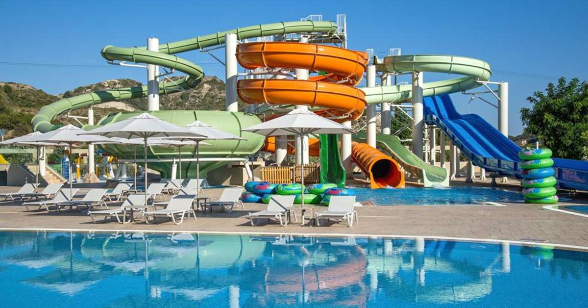 Een foto van het zwembad bij Amada Colossos Resort