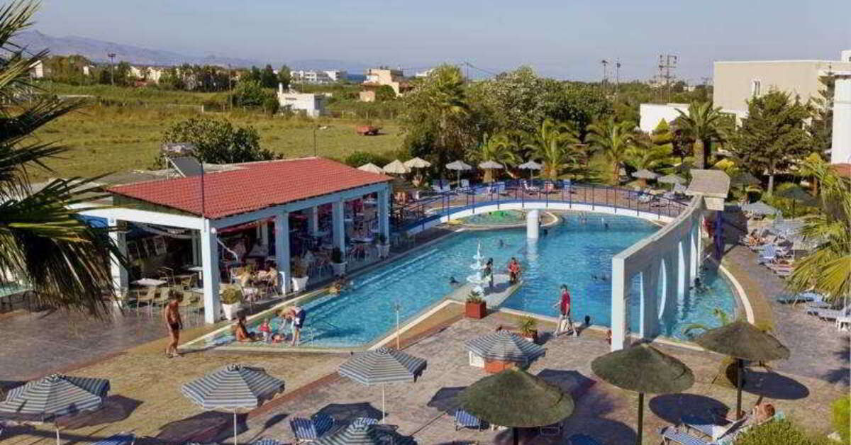 Een foto van het zwembad bij Corali Hotel & Village